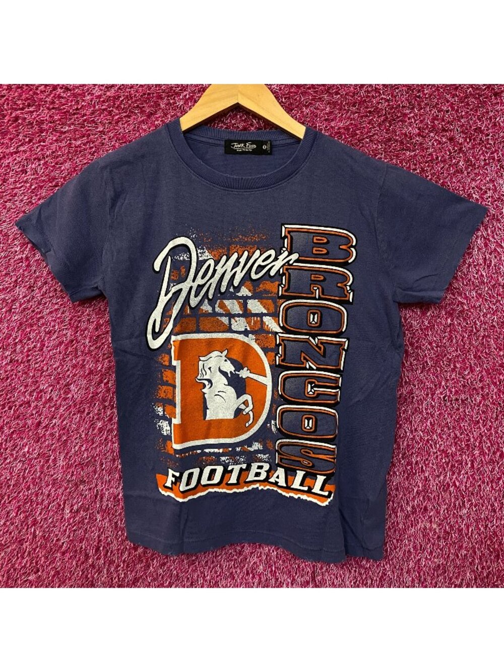 Junk Food Clothing Denver Broncos Brick Wall Tshirt size XS